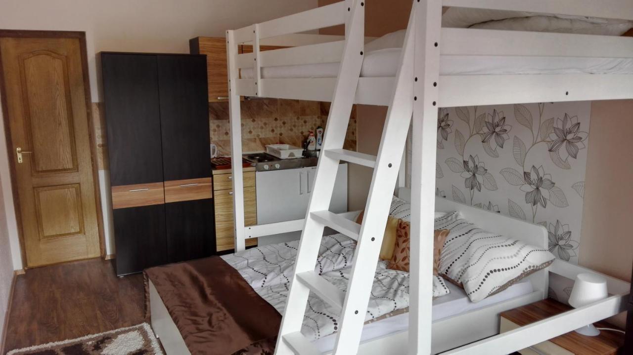 Sunshine Apartman Apartment Siofok Exterior photo